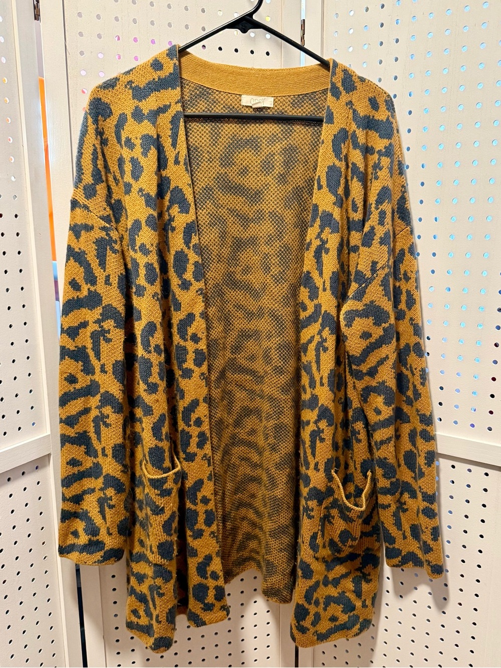 Oddy Cozy Leopard Cardigan - Women's Size 1XL / 2XL